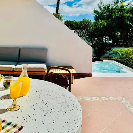 Holiday home Canaryislandshost L Palmeras *